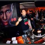 Per ricordare il periodo d�oro delle notti baresi abbiamo parlato con uno dei protagonisti di quell�epoca: il disc jockey barese Gaty Lopez, che oggi lavora a Ibiza ma che inizi� la sua attivit� nel 1988...